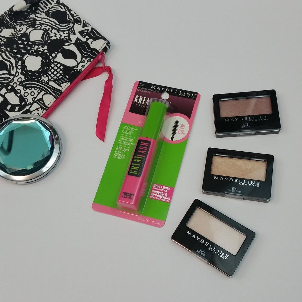 Maybelline Bundle of 1 Mascara & 3 Eye Shadows